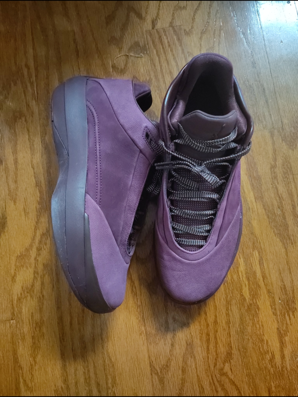 Nike Air Jordan 40 sneakers in the "Bordeaux" 